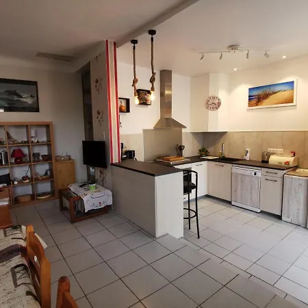 La Grillotte Apartment *